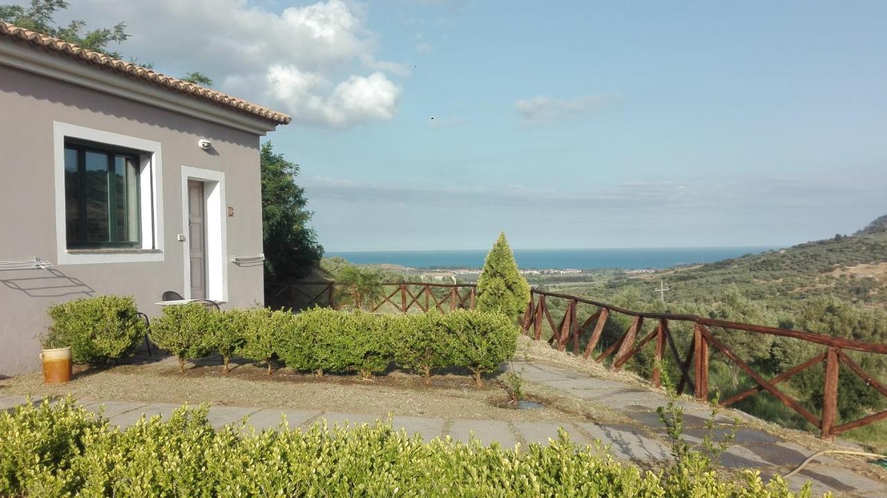 Tenuta Agrituristica Castellesi Squillace Exterior foto